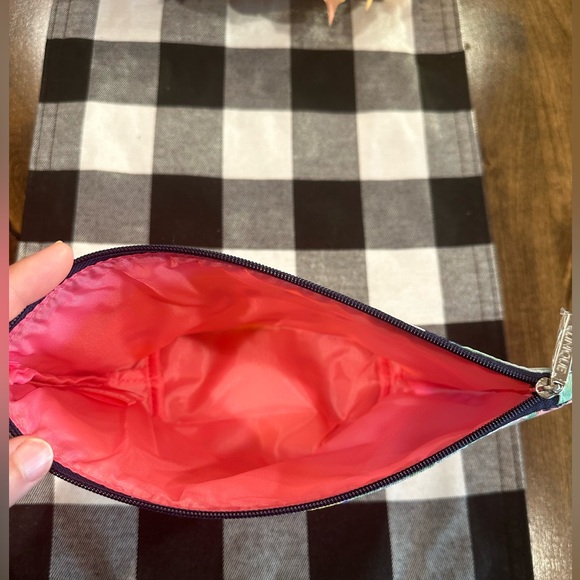 Clinique x Kate Spade makeup pouch NWOT and Clinique makeup gift set NIB - Picture 5 of 13